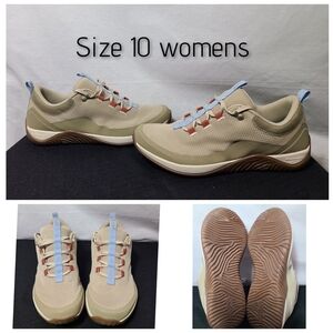 RYKA womens Echo Low Sneaker- Size 10